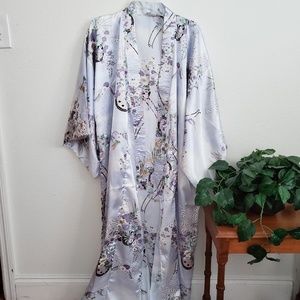 Lavender Thrifted Kimono/Robe